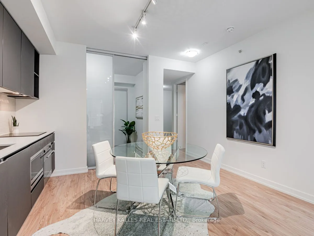 377 Madison Avenue, #314
