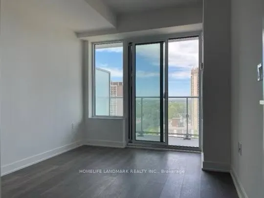 99 Broadway Avenue, #1612