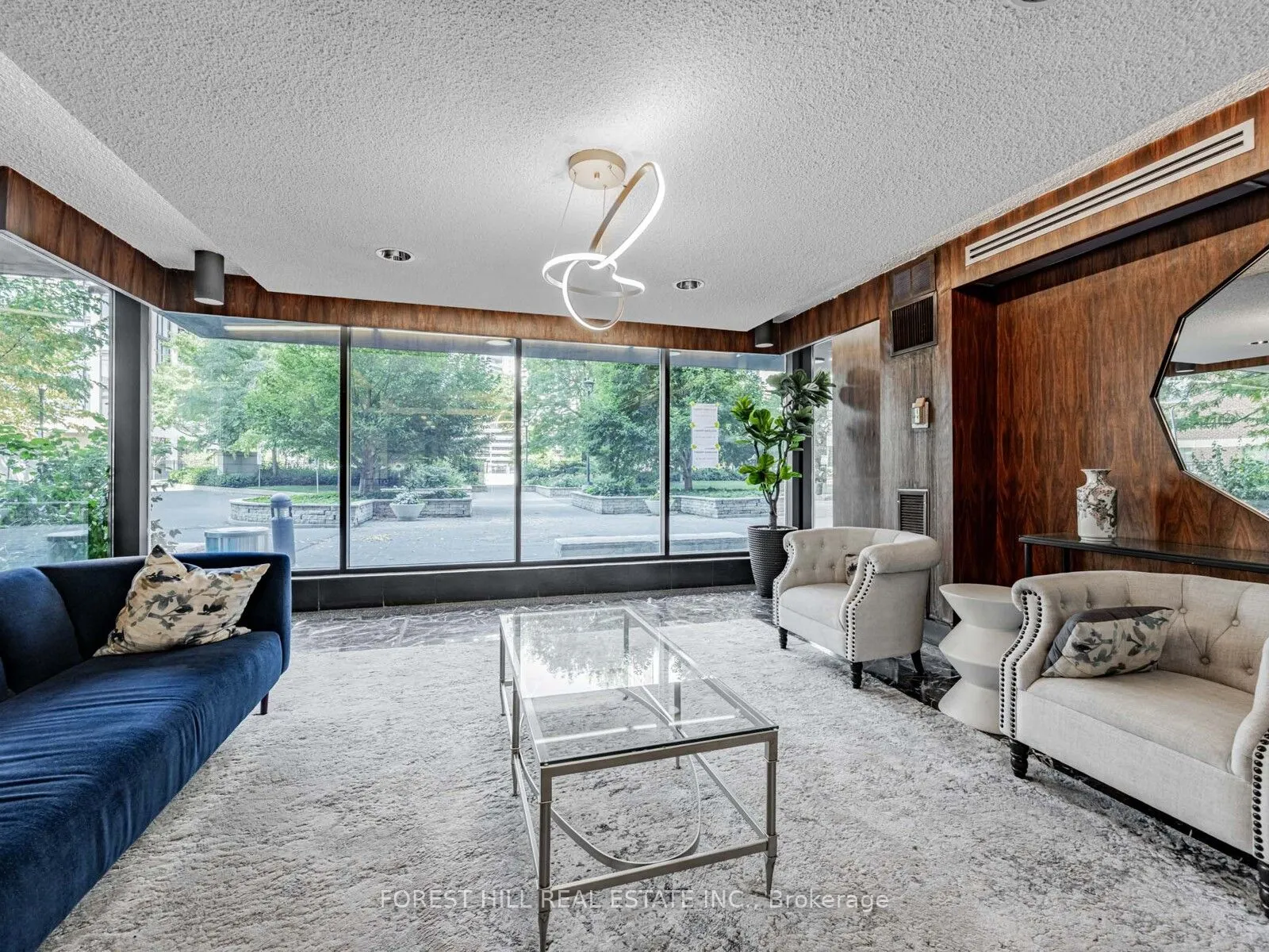 7 Jackes Avenue, #104