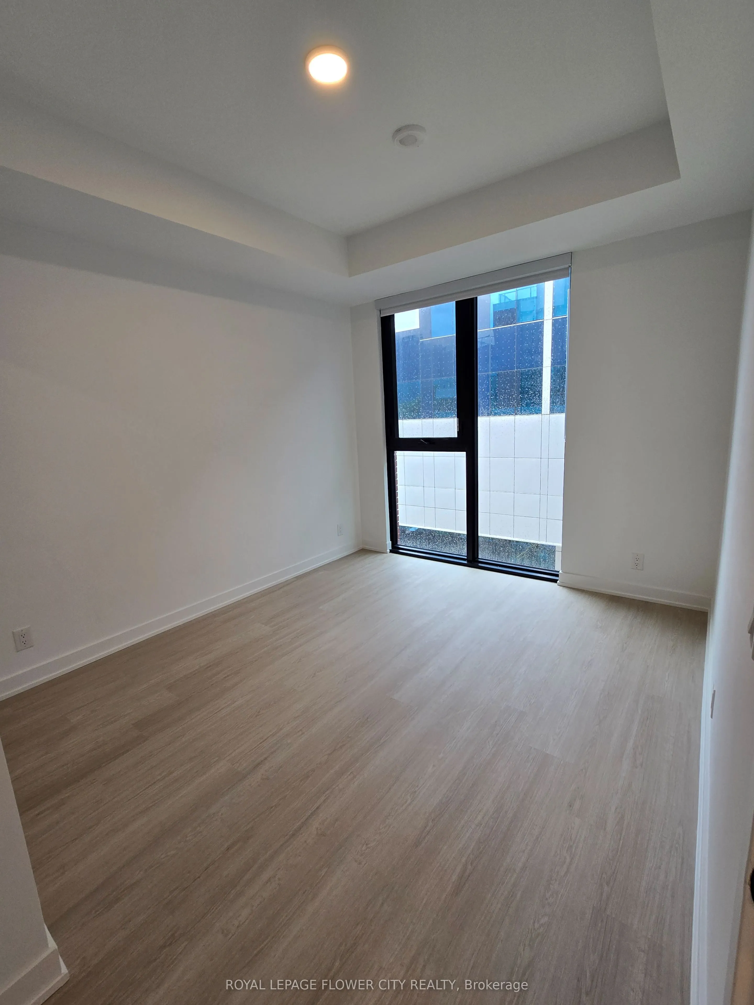 699 Sheppard Avenue, #509