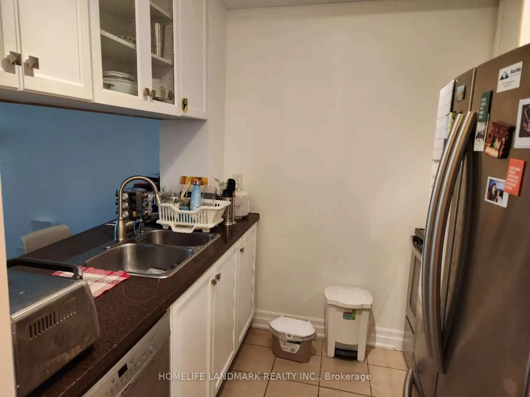 70 Alexander Street, #204