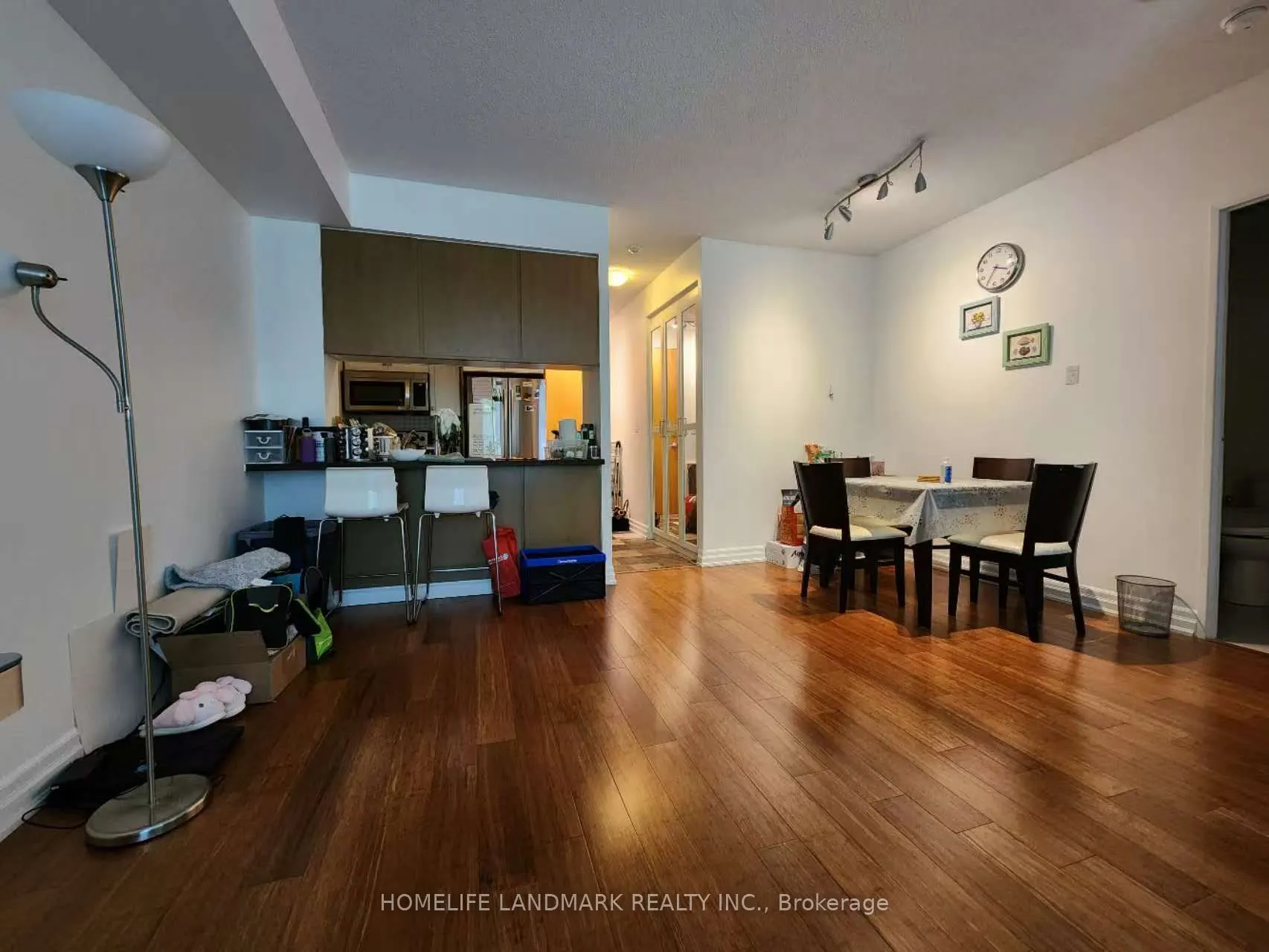 70 Alexander Street, #204