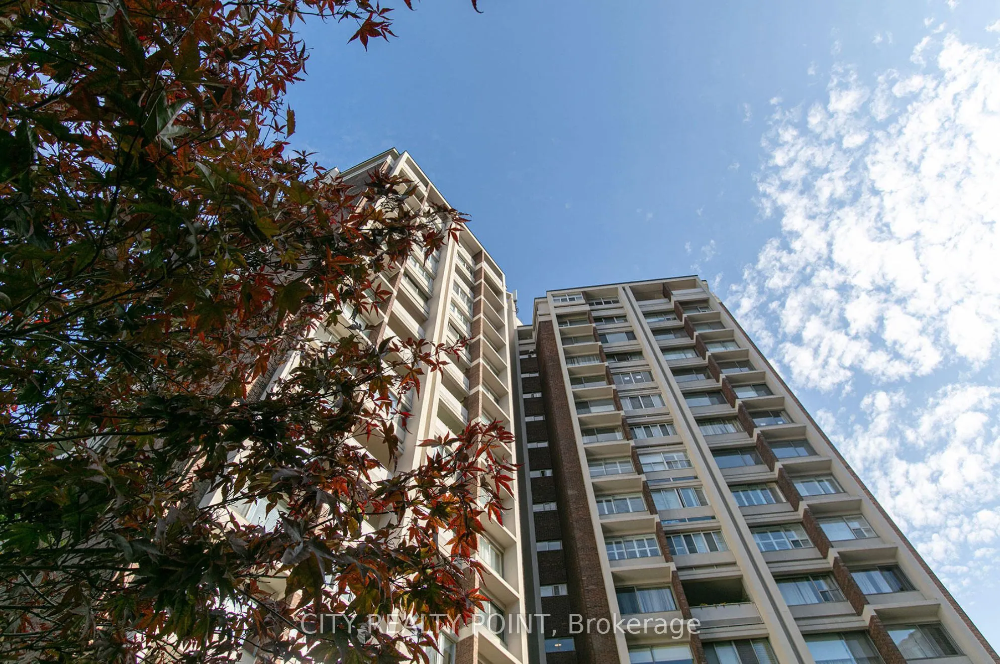 9 Deer Park Crescent, #504