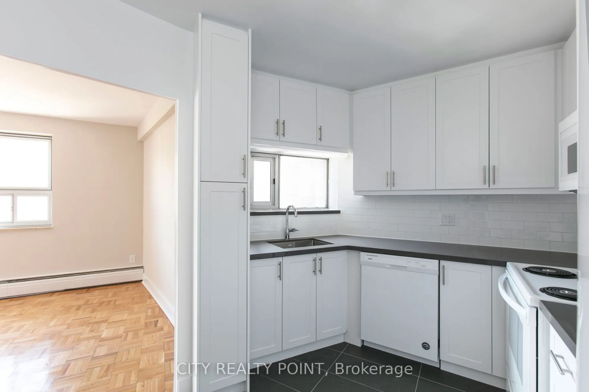 9 Deer Park Crescent, #504