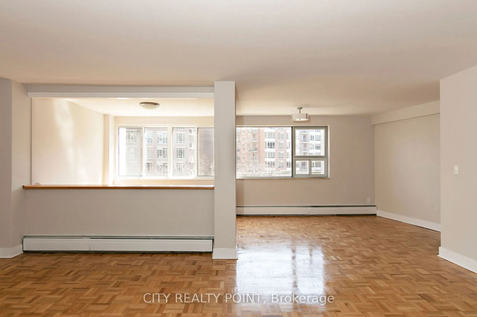 9 Deer Park Crescent, #504