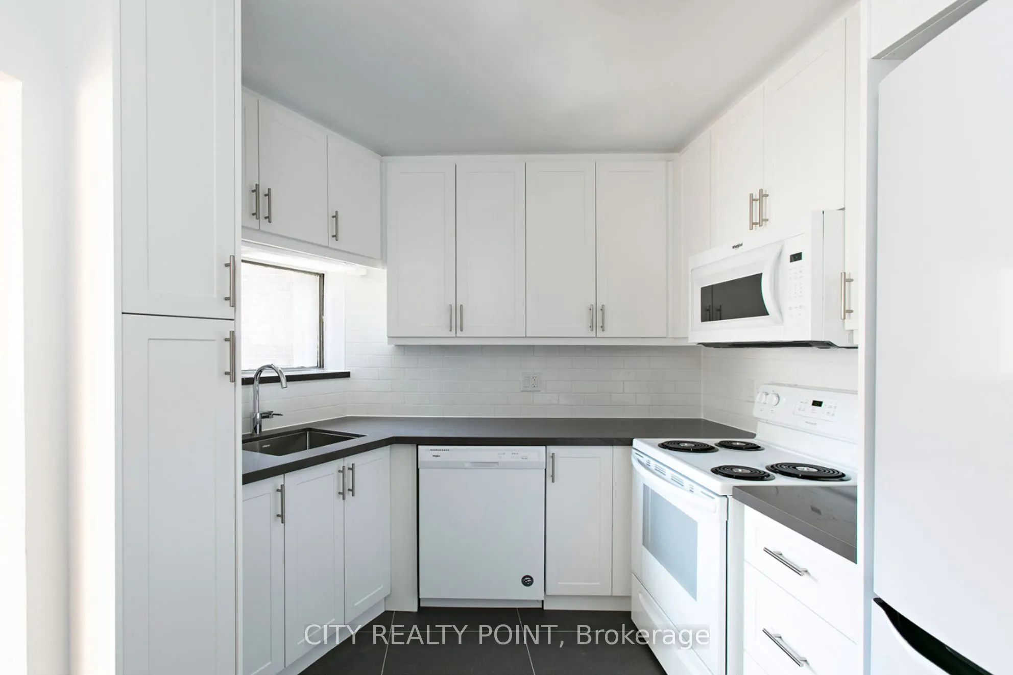 9 Deer Park Crescent, #504