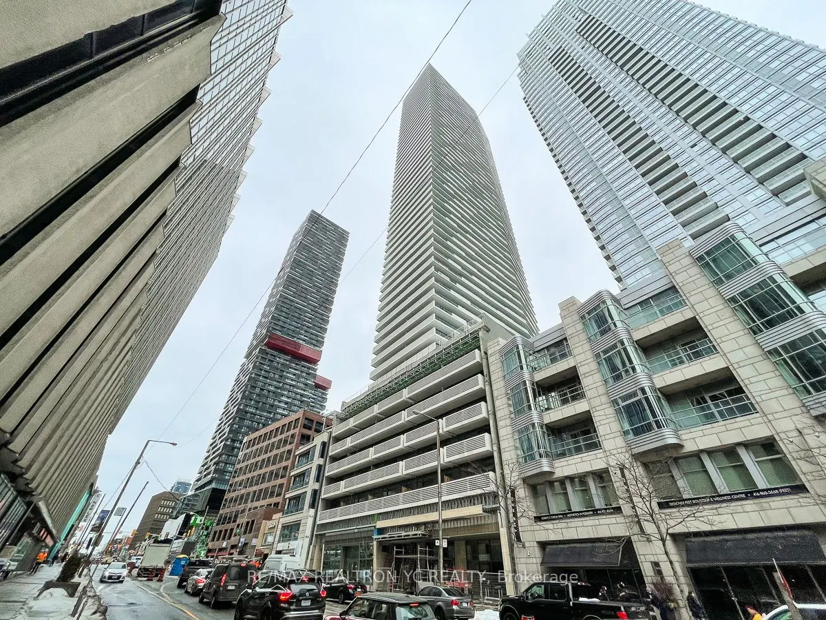 2221 Yonge Street, #2606