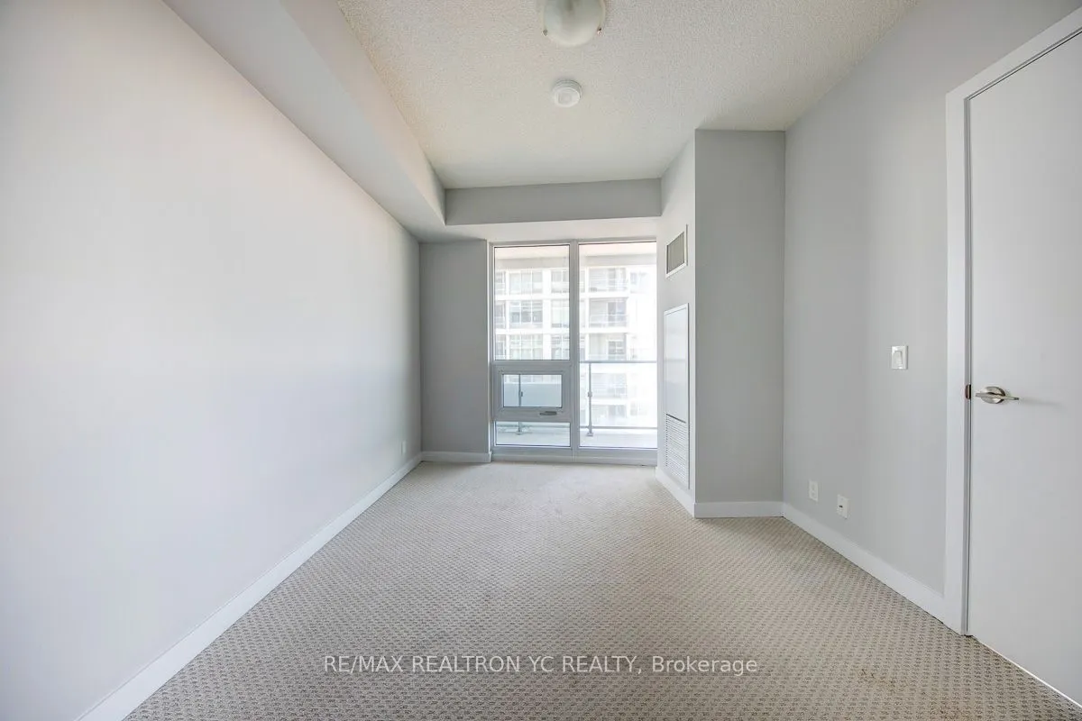 2221 Yonge Street, #2606
