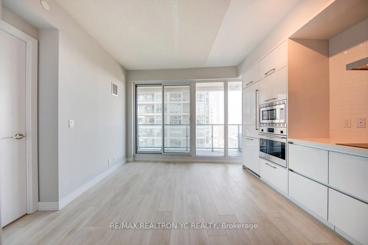 2221 Yonge Street, #2606