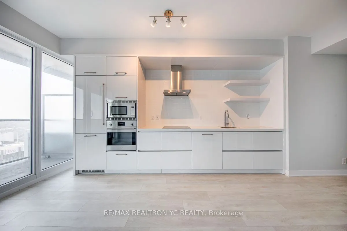 2221 Yonge Street, #2606