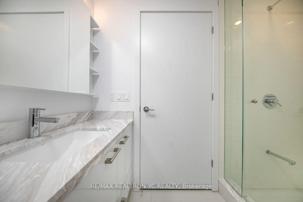 2221 Yonge Street, #2606