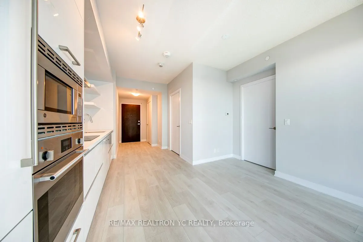 2221 Yonge Street, #2606