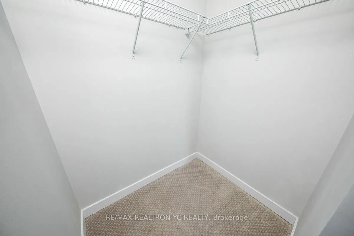 2221 Yonge Street, #2606