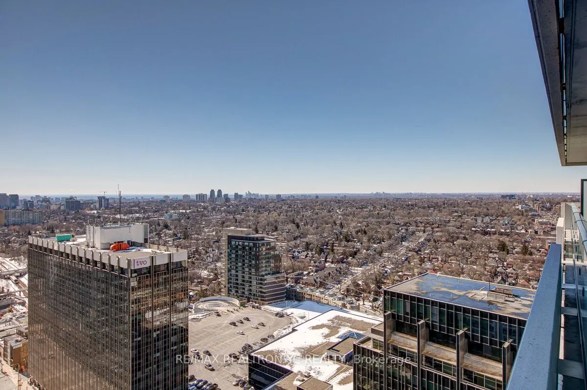 2221 Yonge Street, #2606