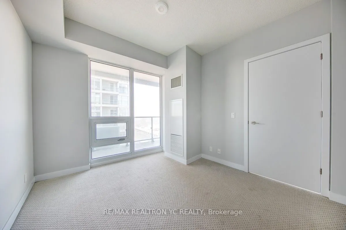 2221 Yonge Street, #2606