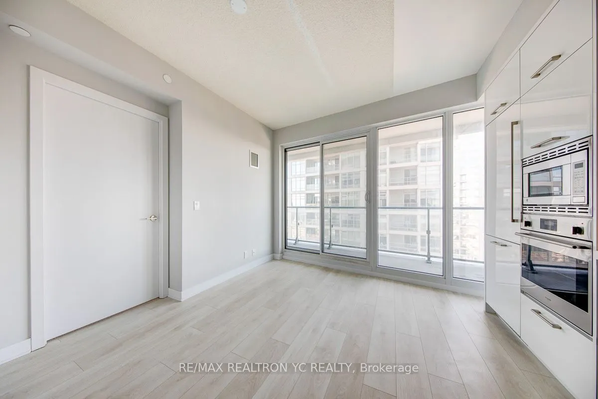 2221 Yonge Street, #2606
