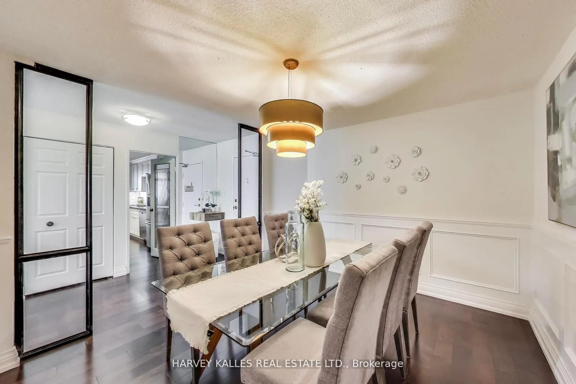 55 Skymark Drive, #902
