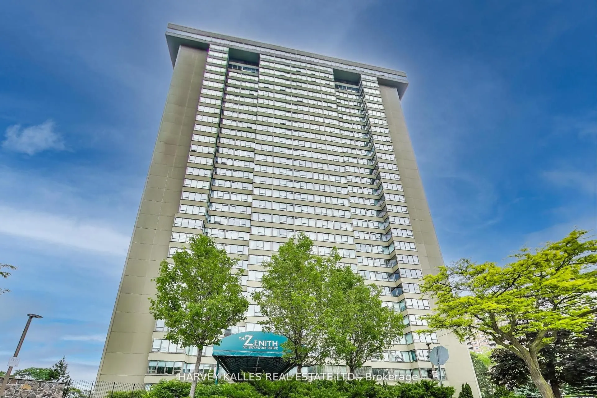 55 Skymark Drive, #902