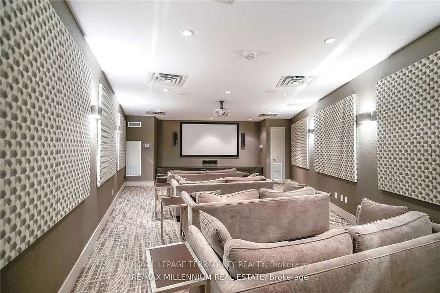 50 Bruyeres Mews, #710