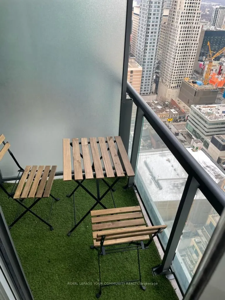 45 Charles Street E, #4009
