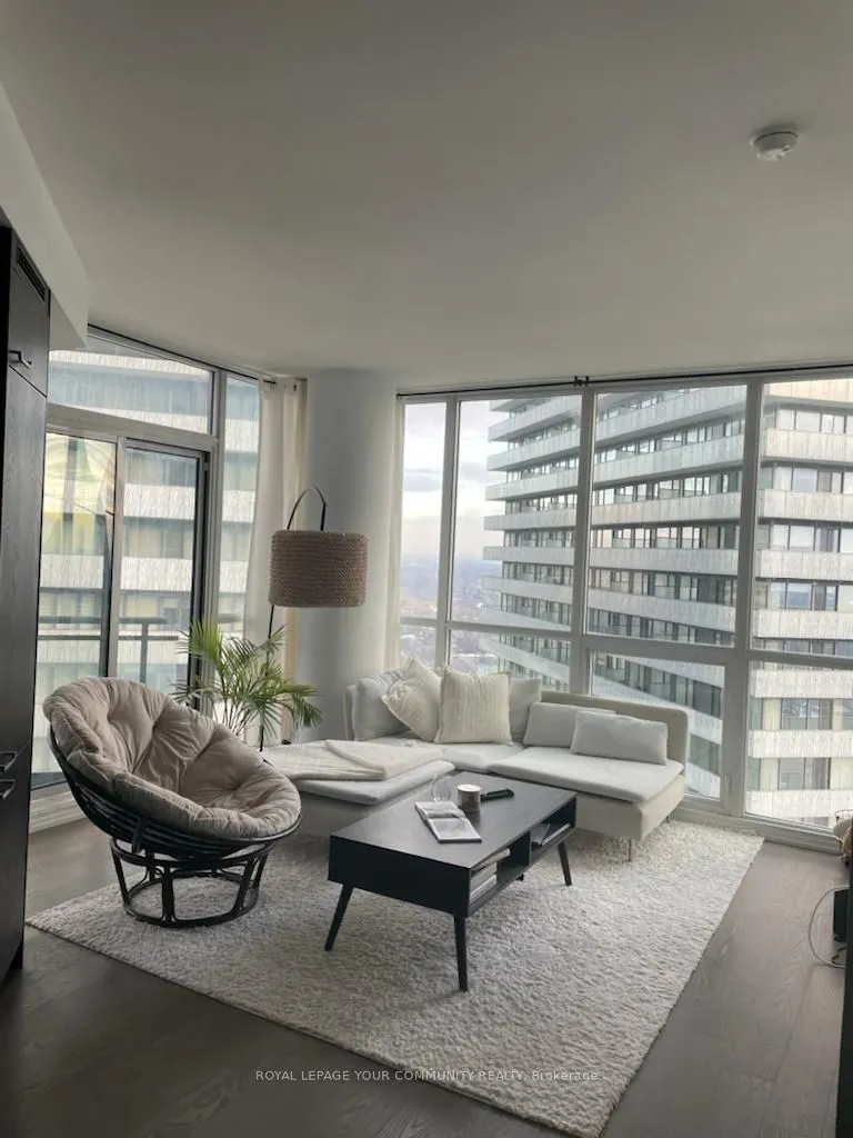 45 Charles Street E, #4009