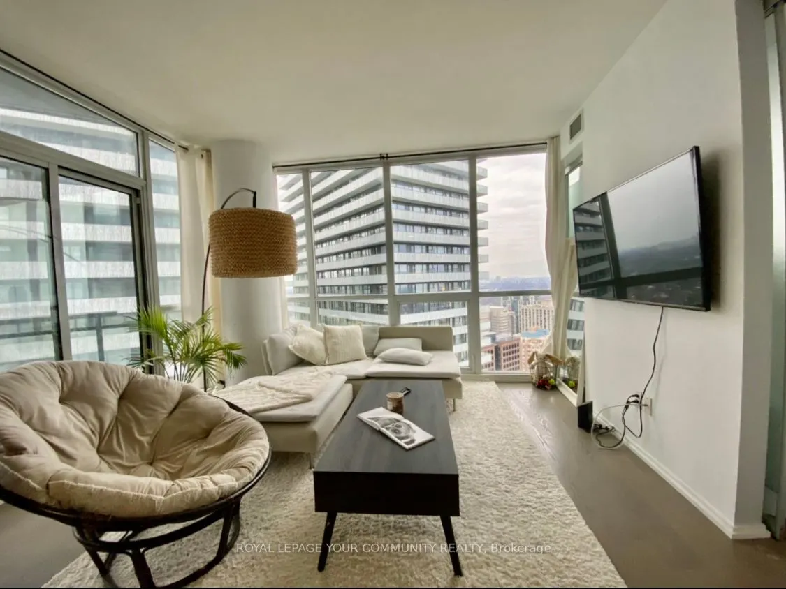 45 Charles Street E, #4009