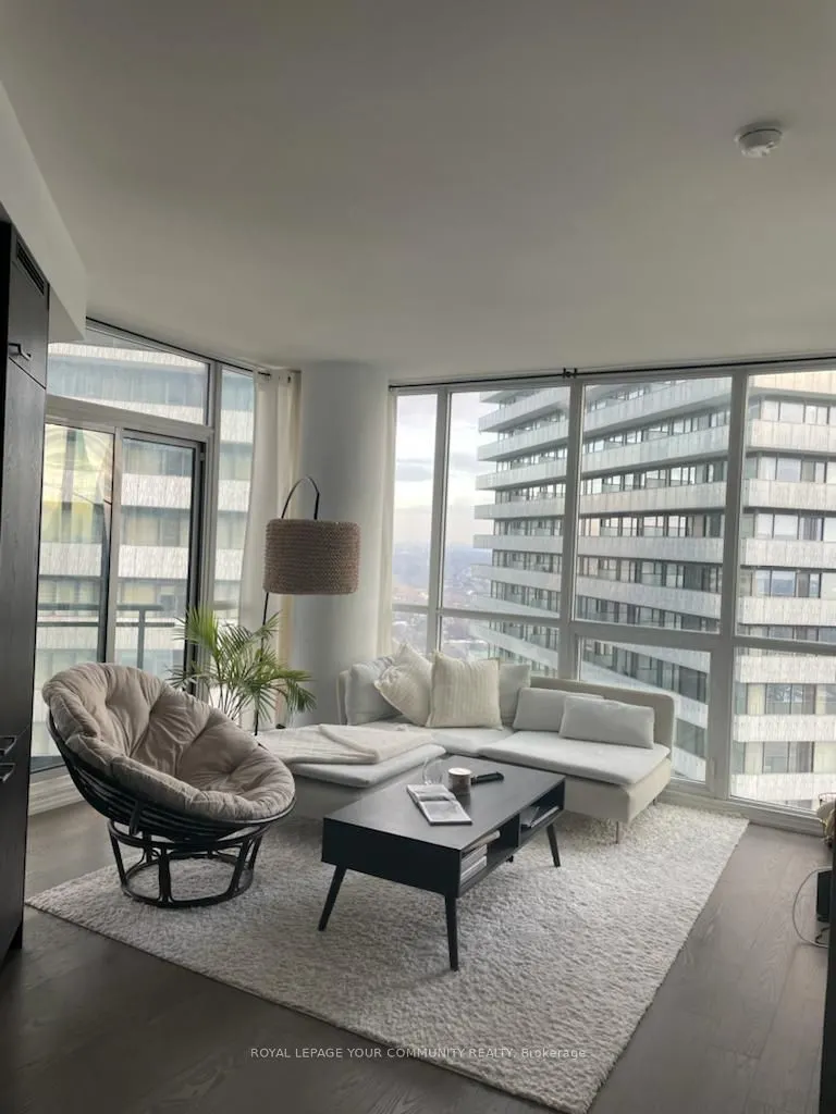 45 Charles Street E, #4009