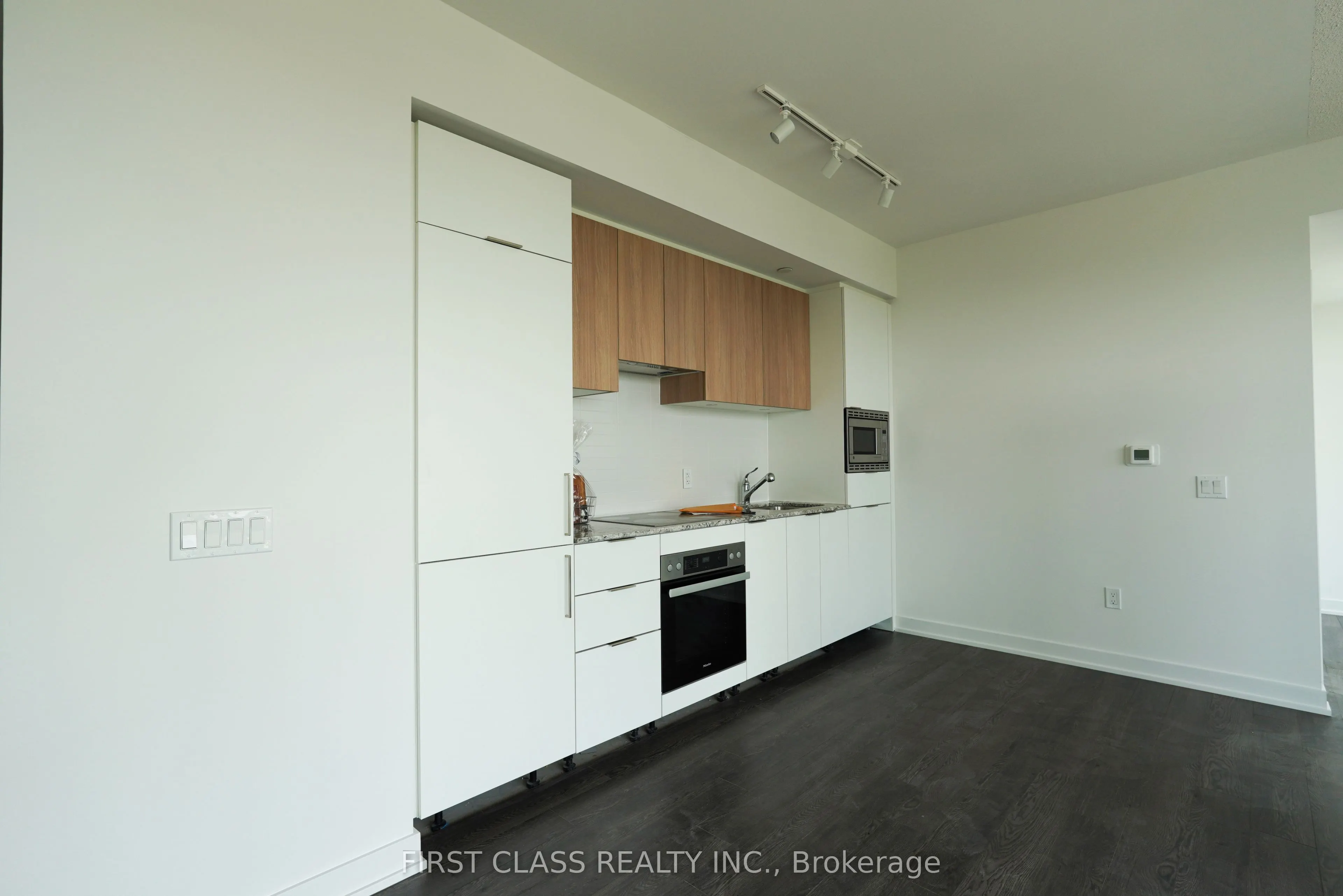 50 O'Neill Road, #2804
