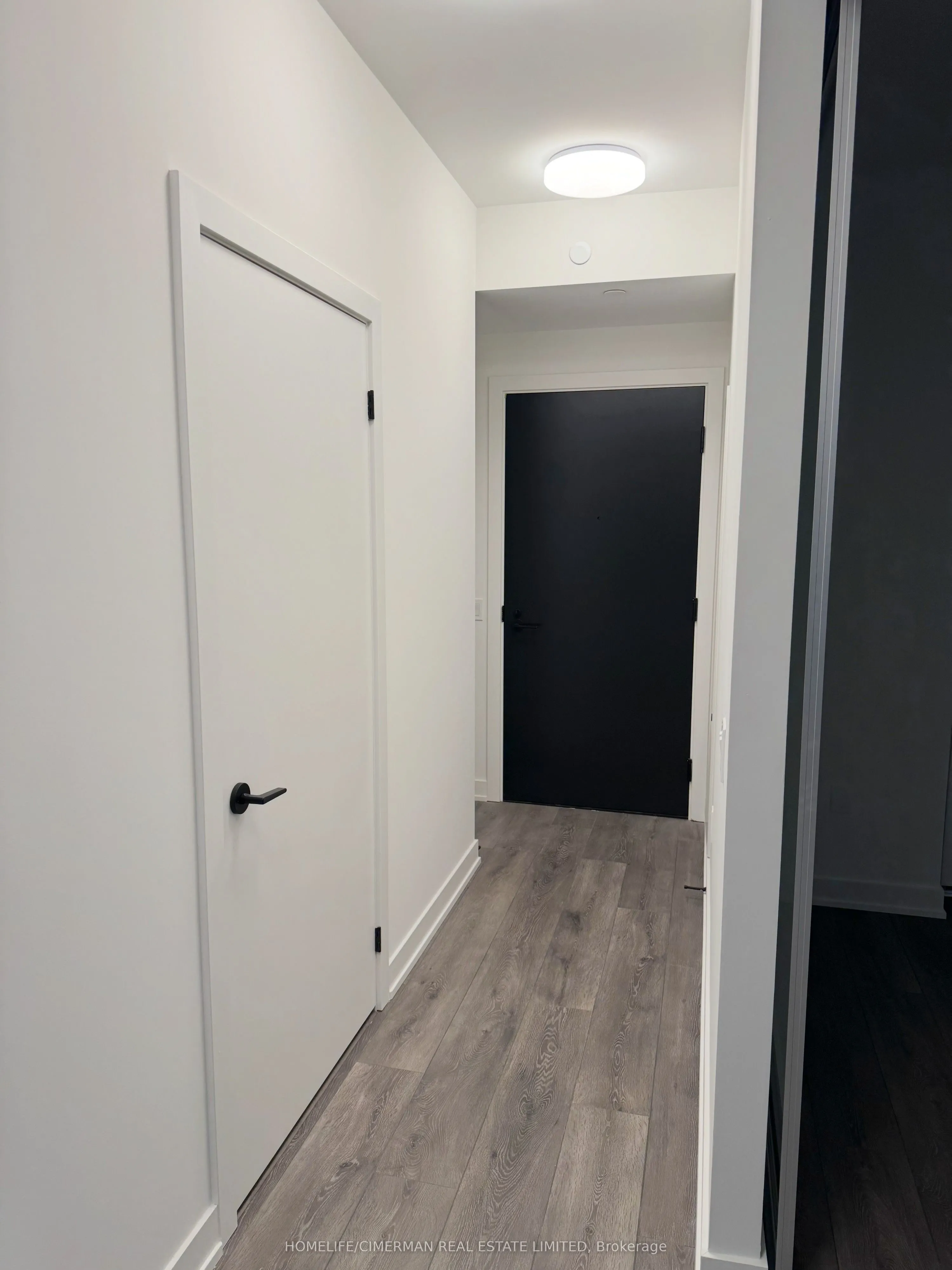 127 Broadway Avenue, #2407