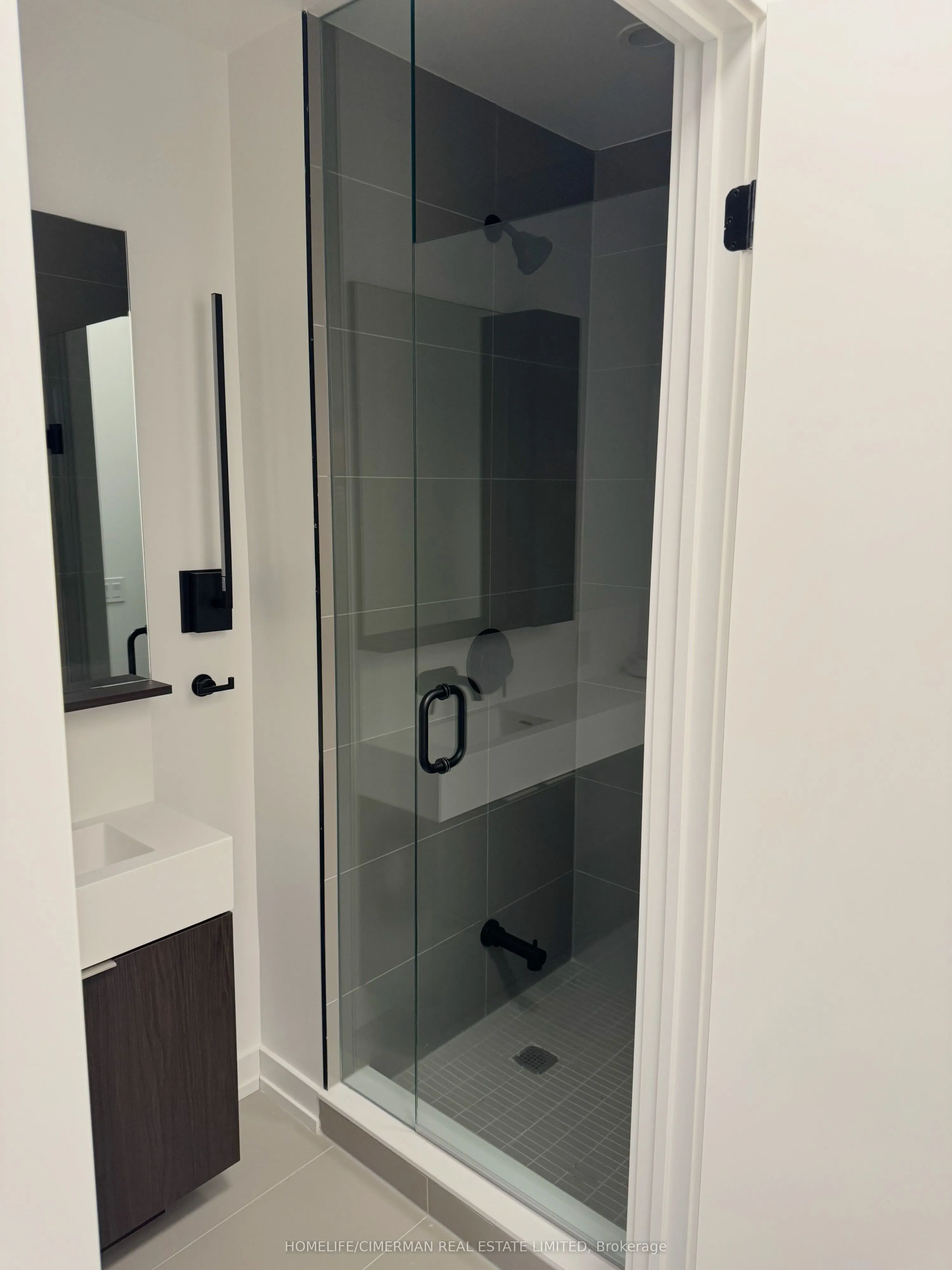 127 Broadway Avenue, #2407