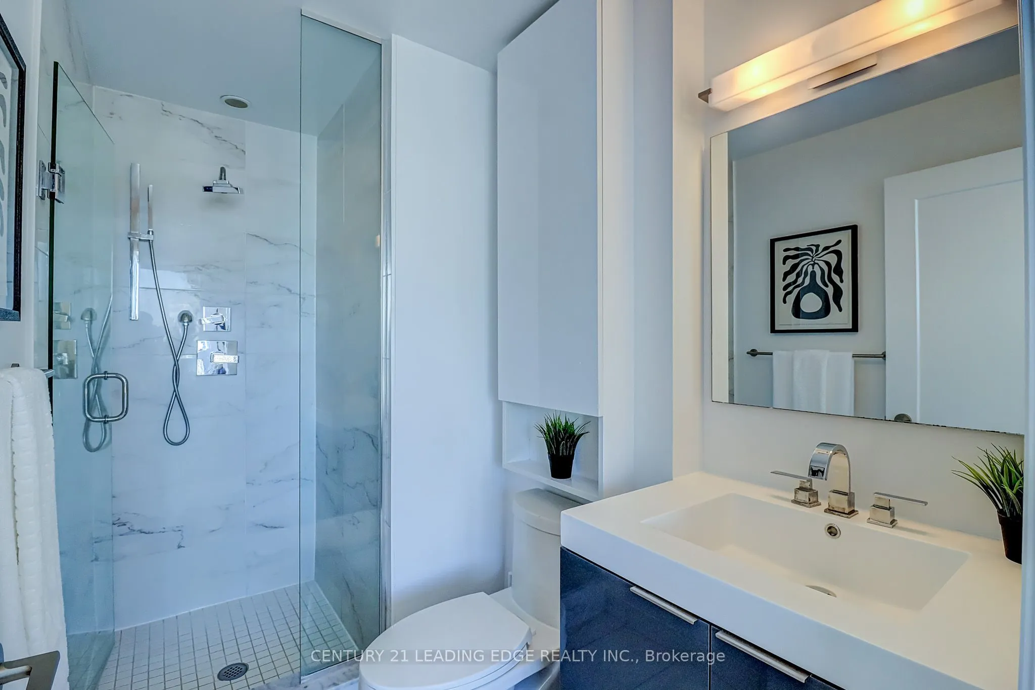 318 Richmond Street, #3904