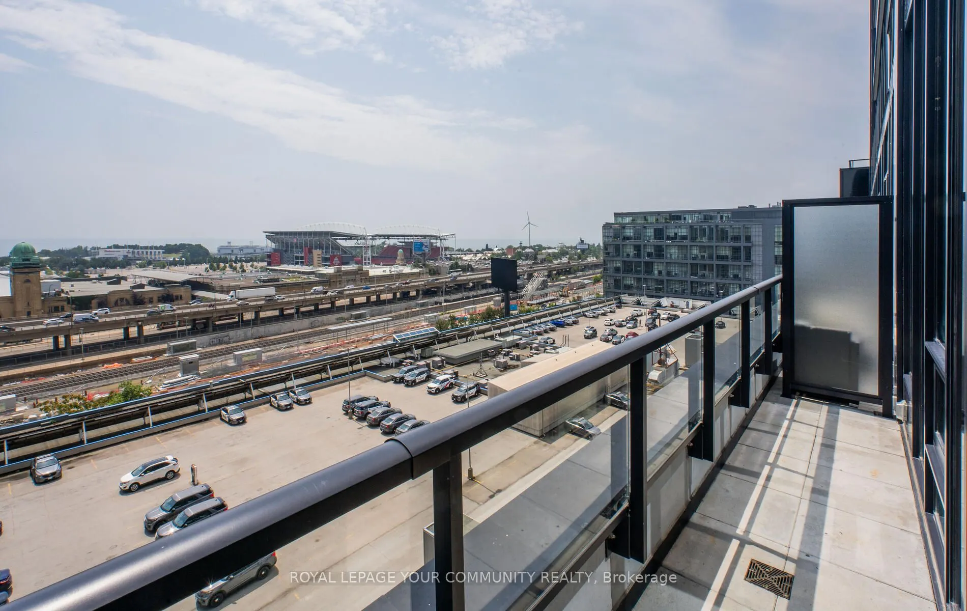 135 East Liberty Street, #811