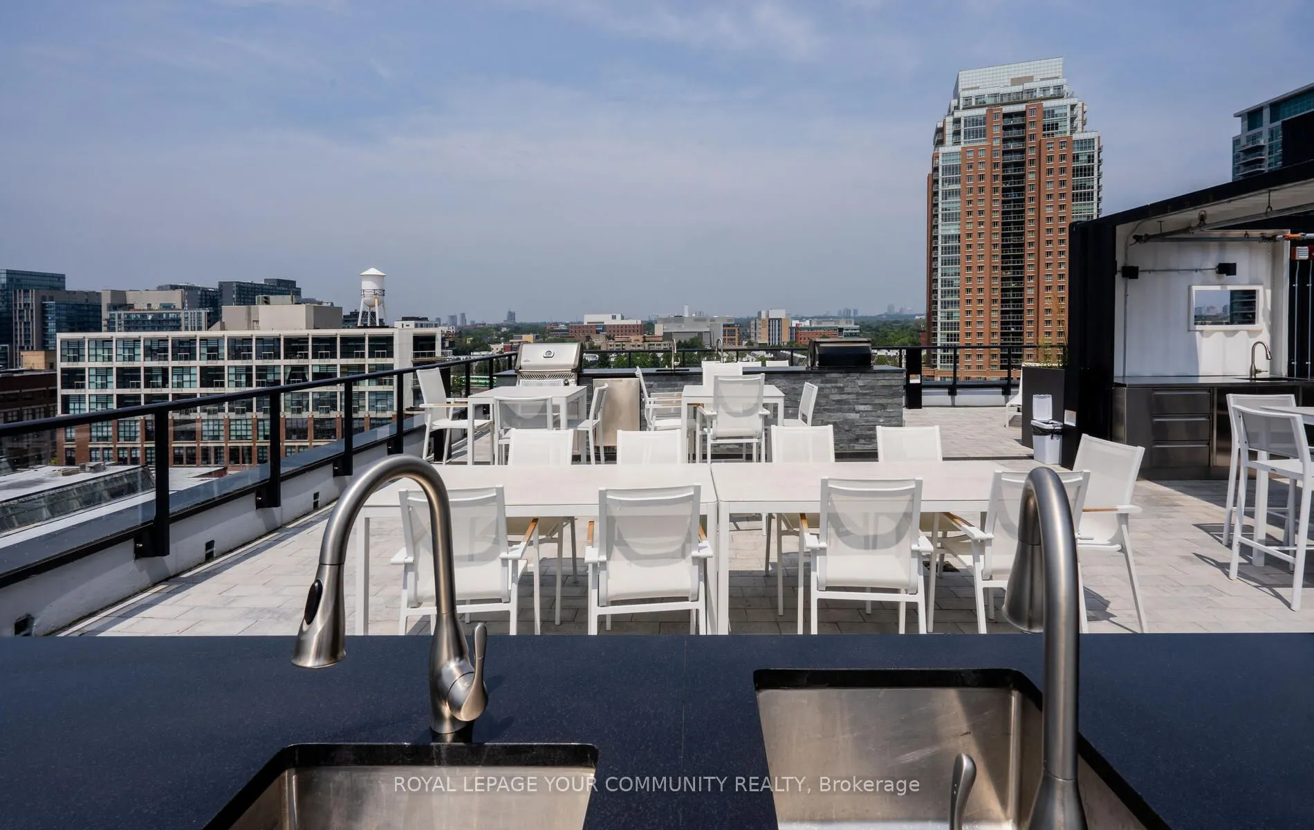 135 East Liberty Street, #811