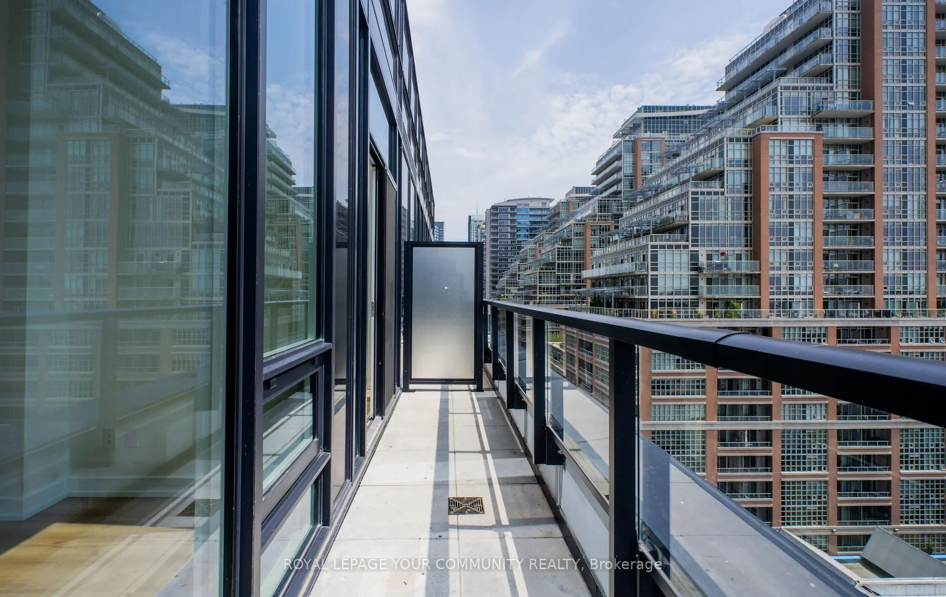 135 East Liberty Street, #811