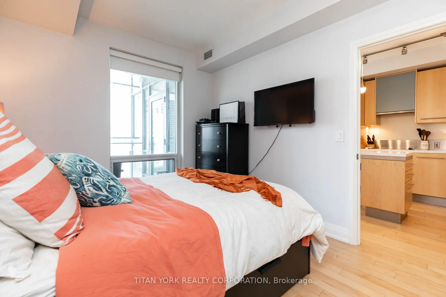 80 John Street, #1308