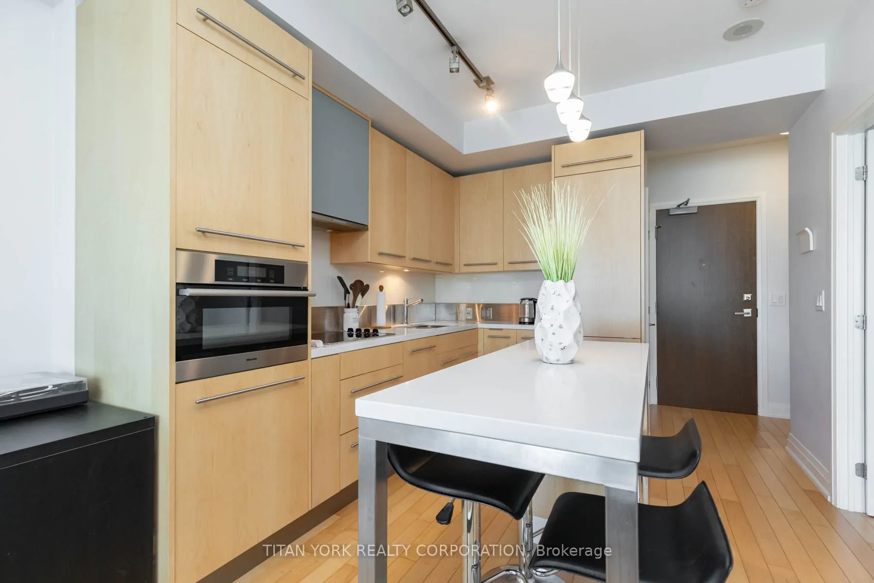 80 John Street, #1308