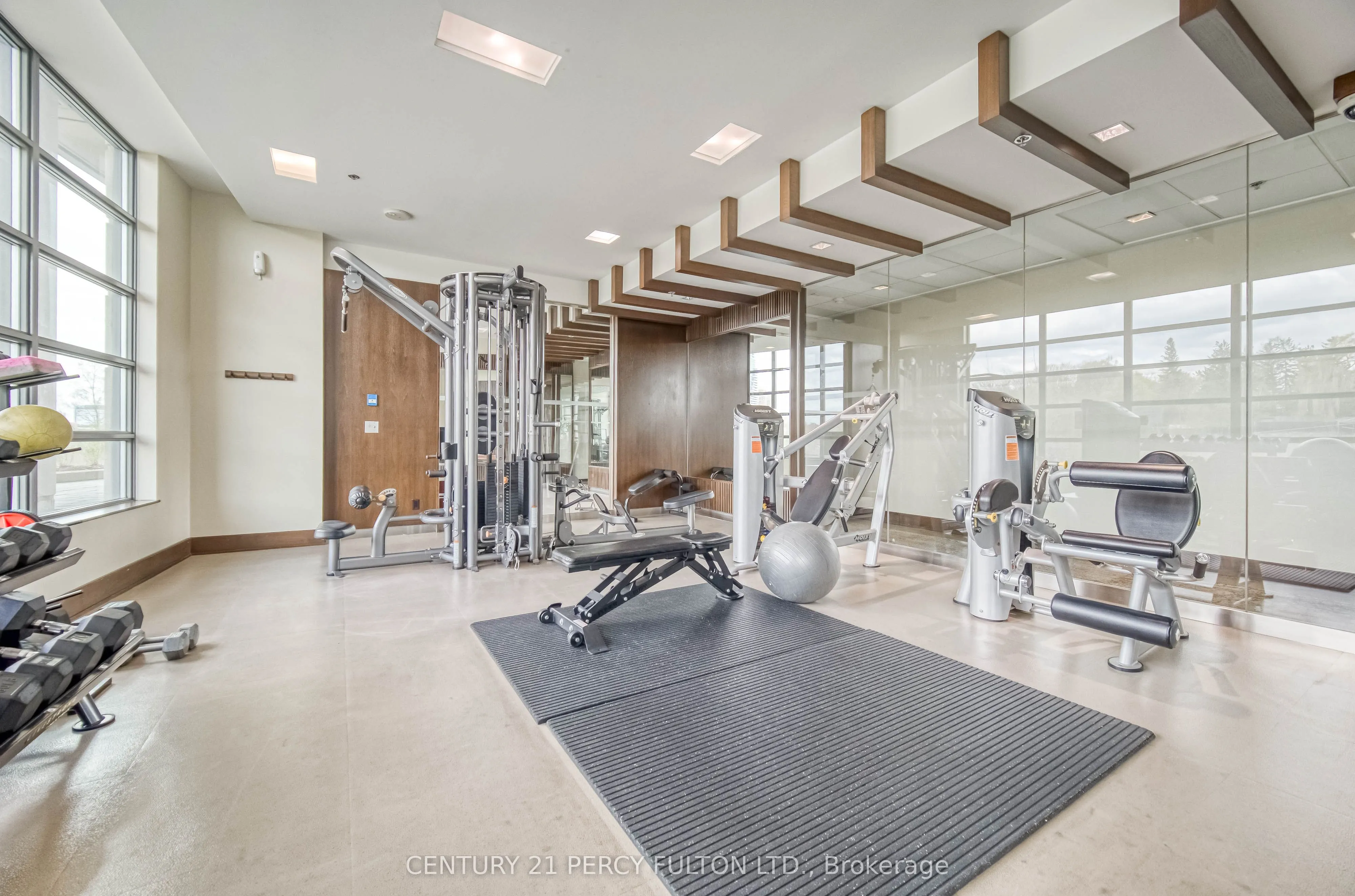 35 Brian Peck Crescent, #504