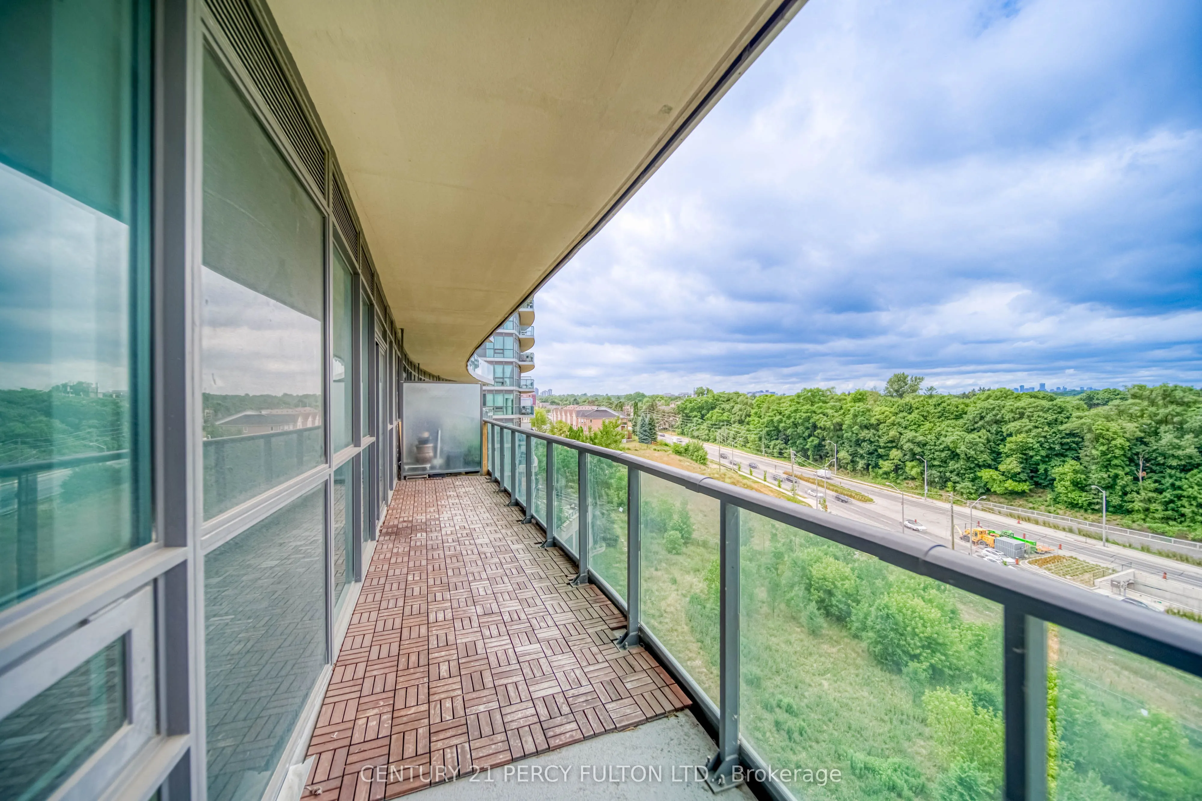 35 Brian Peck Crescent, #504