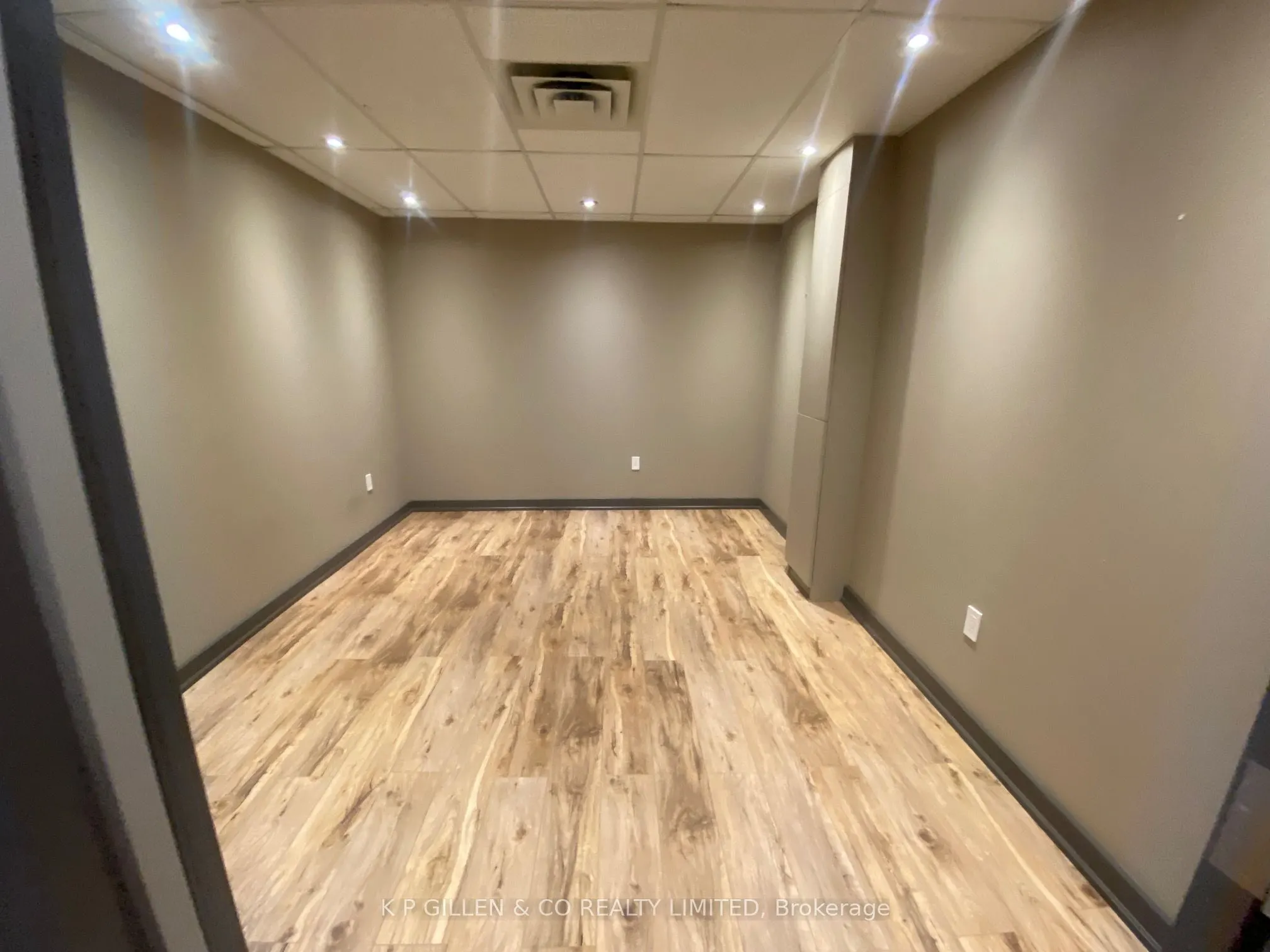 315 Avenue Road, #5-Office 2