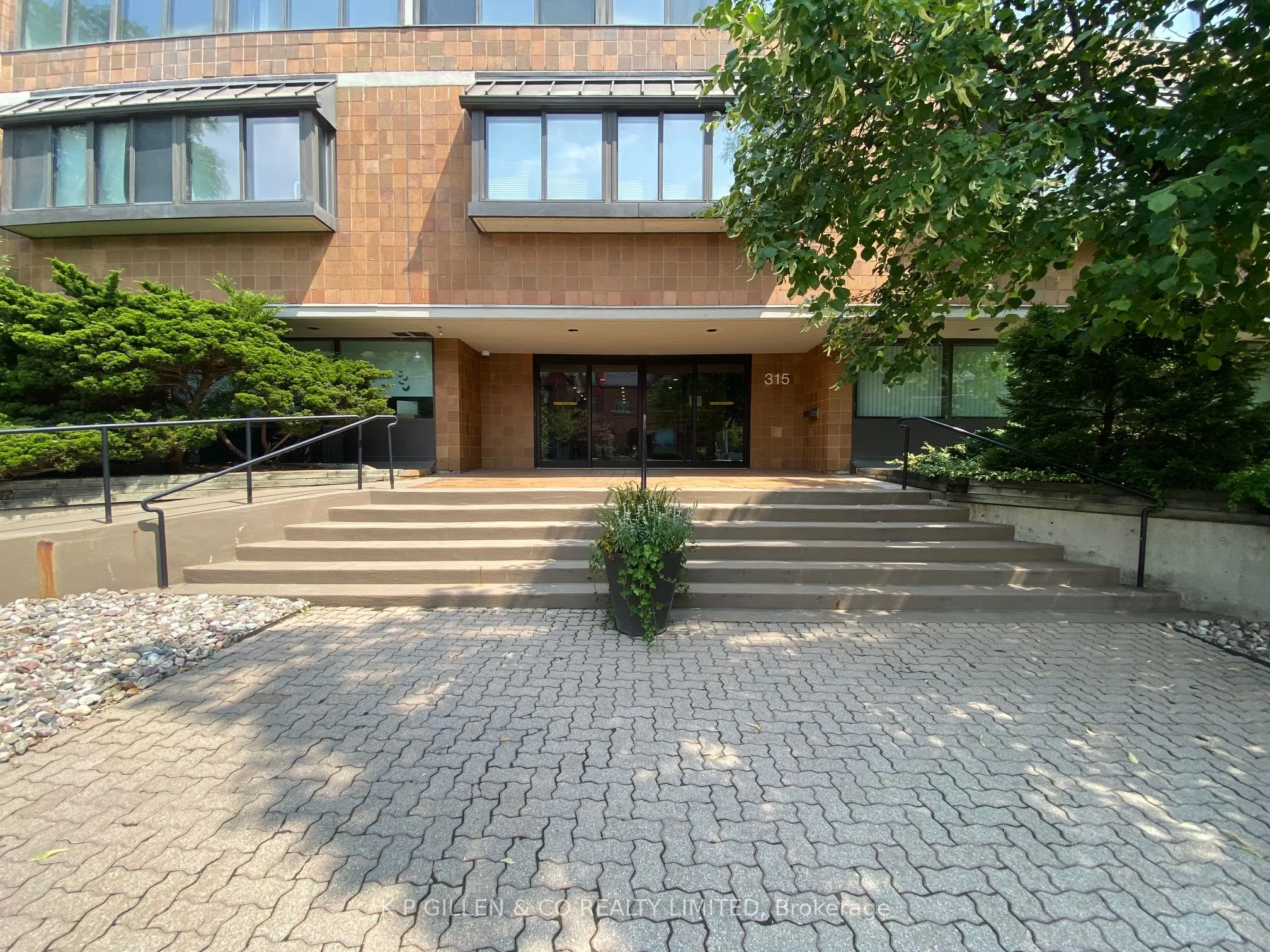 315 Avenue Road, #5-Office 2
