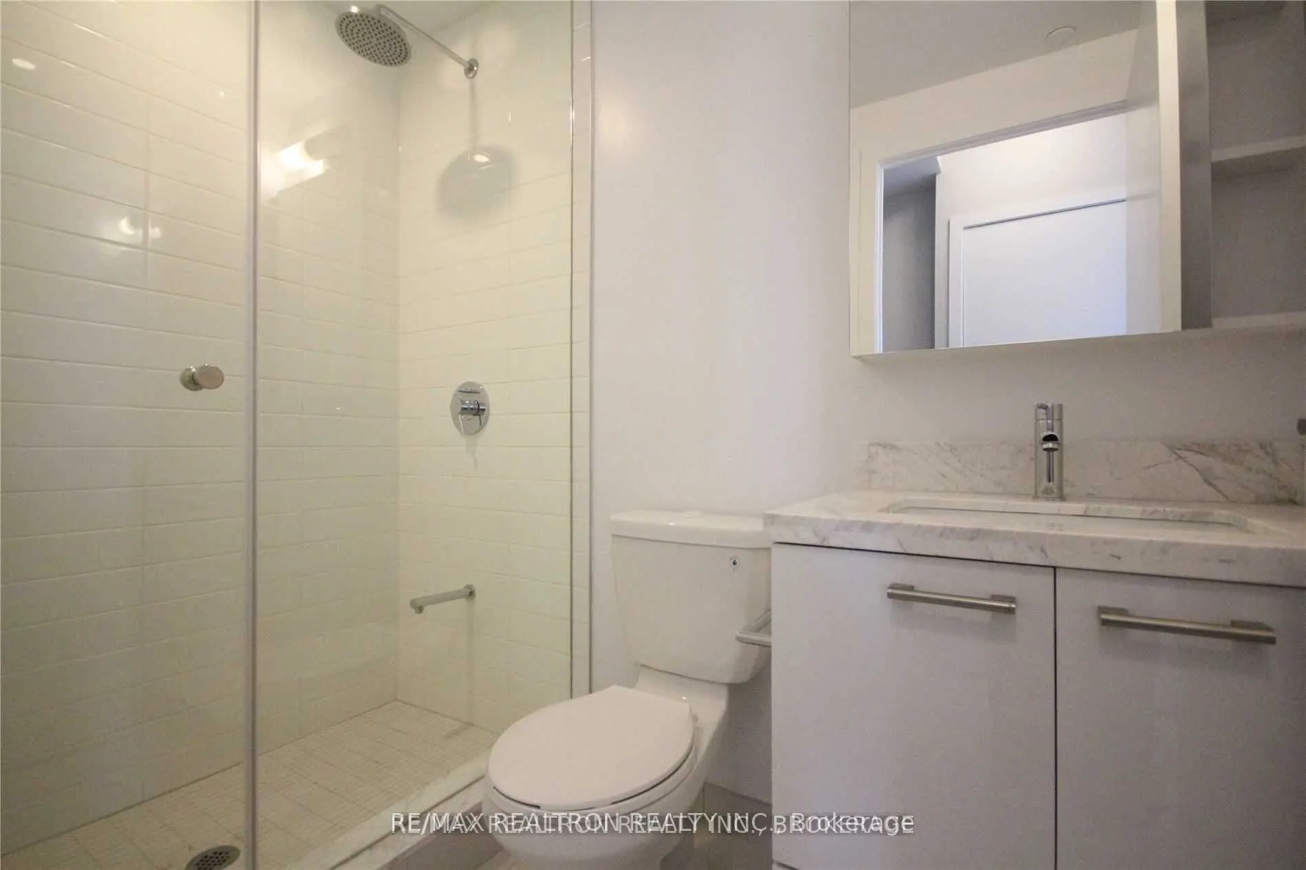 2221 Yonge Street, #4802