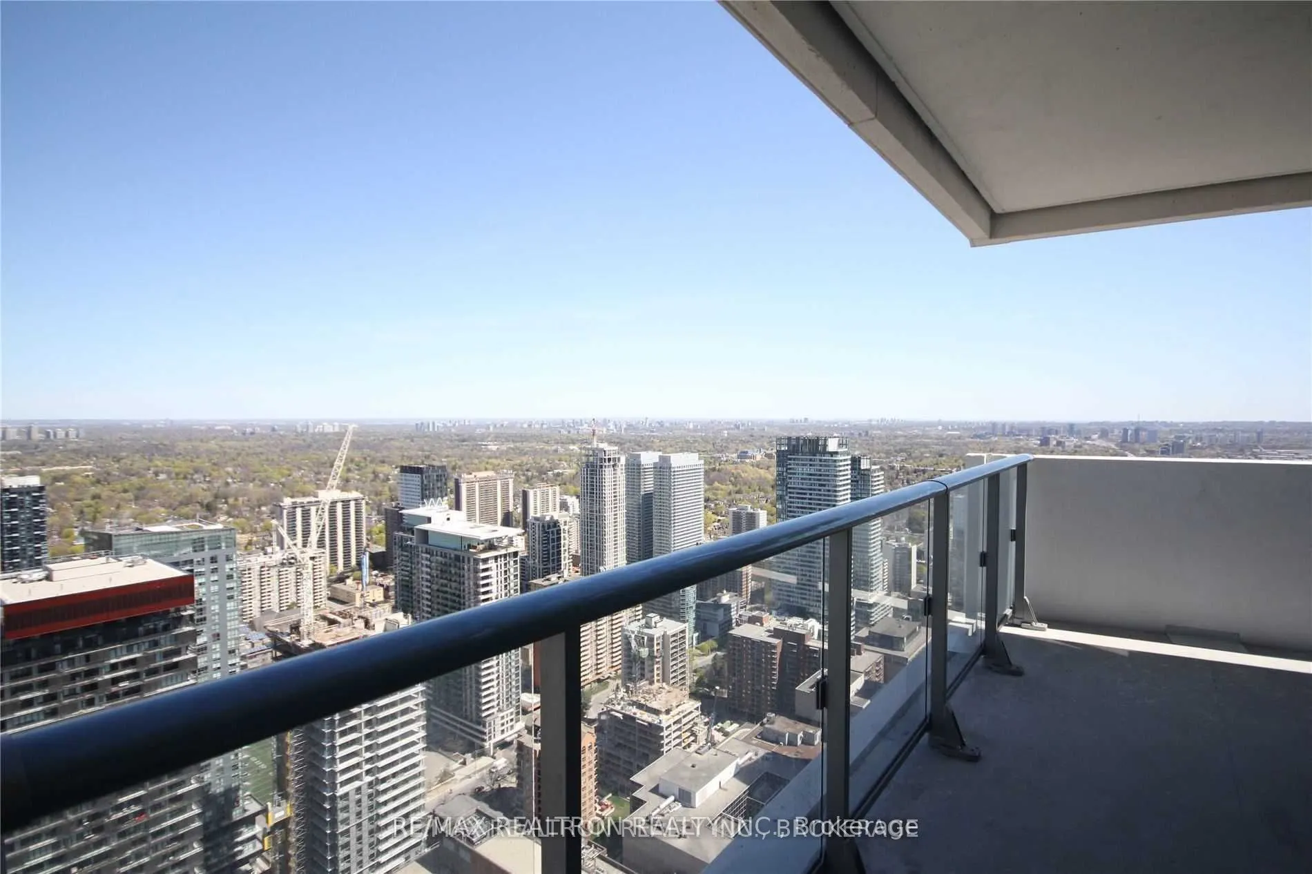 2221 Yonge Street, #4802