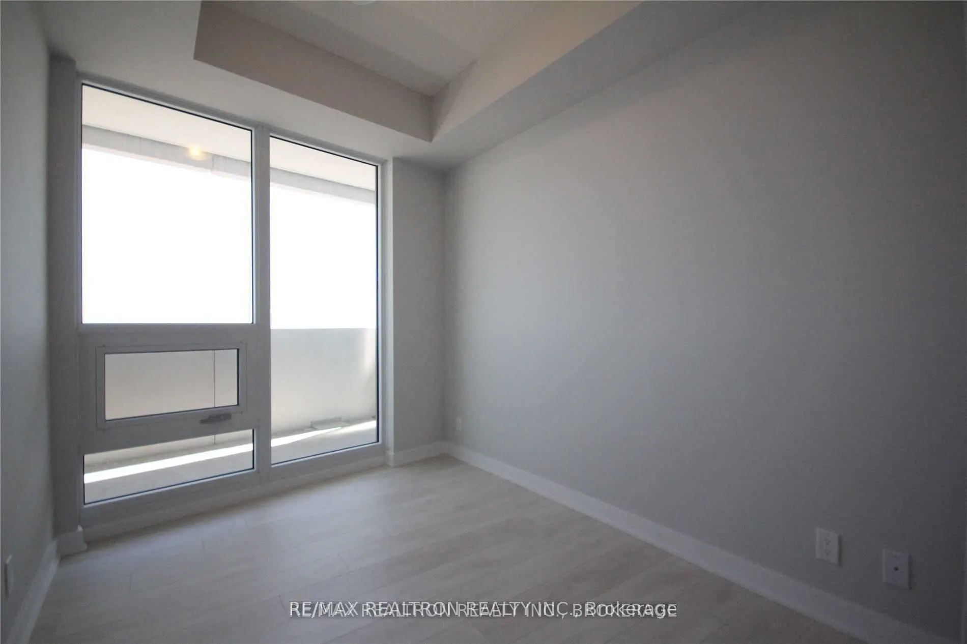 2221 Yonge Street, #4802