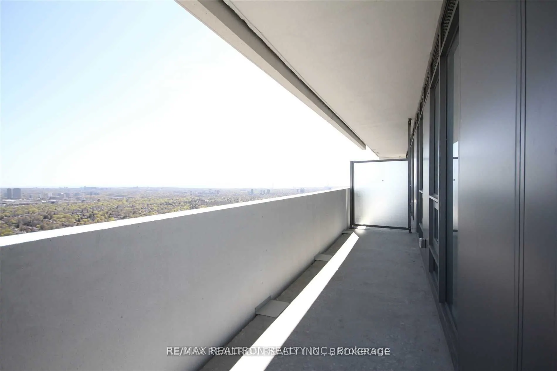 2221 Yonge Street, #4802