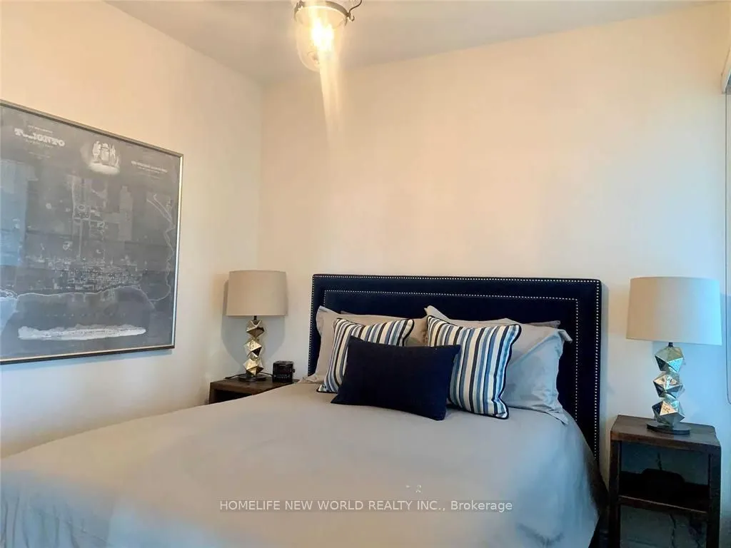 28 Ted Rogers Way, #2412