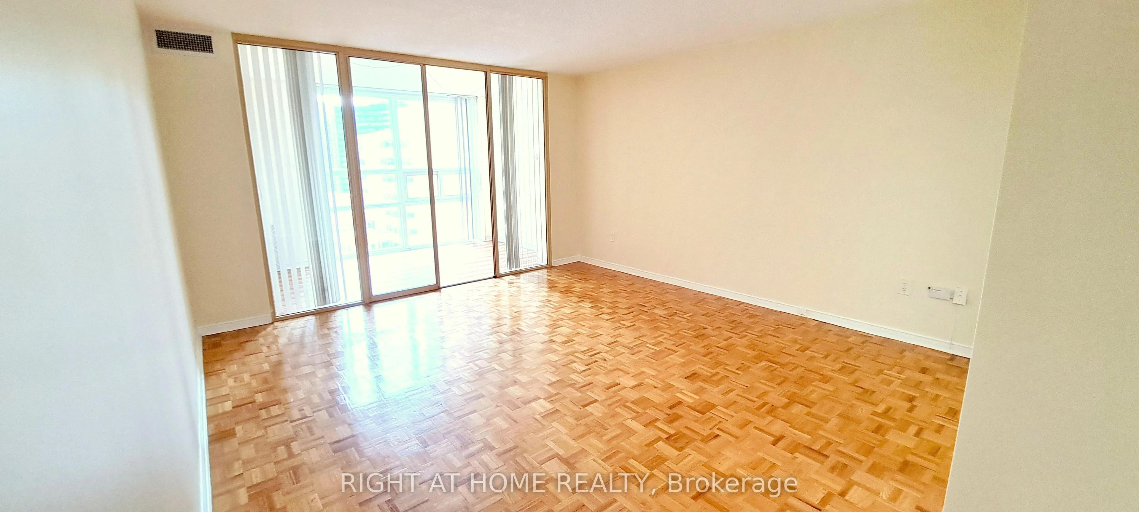 131 Beecroft Road, #1607