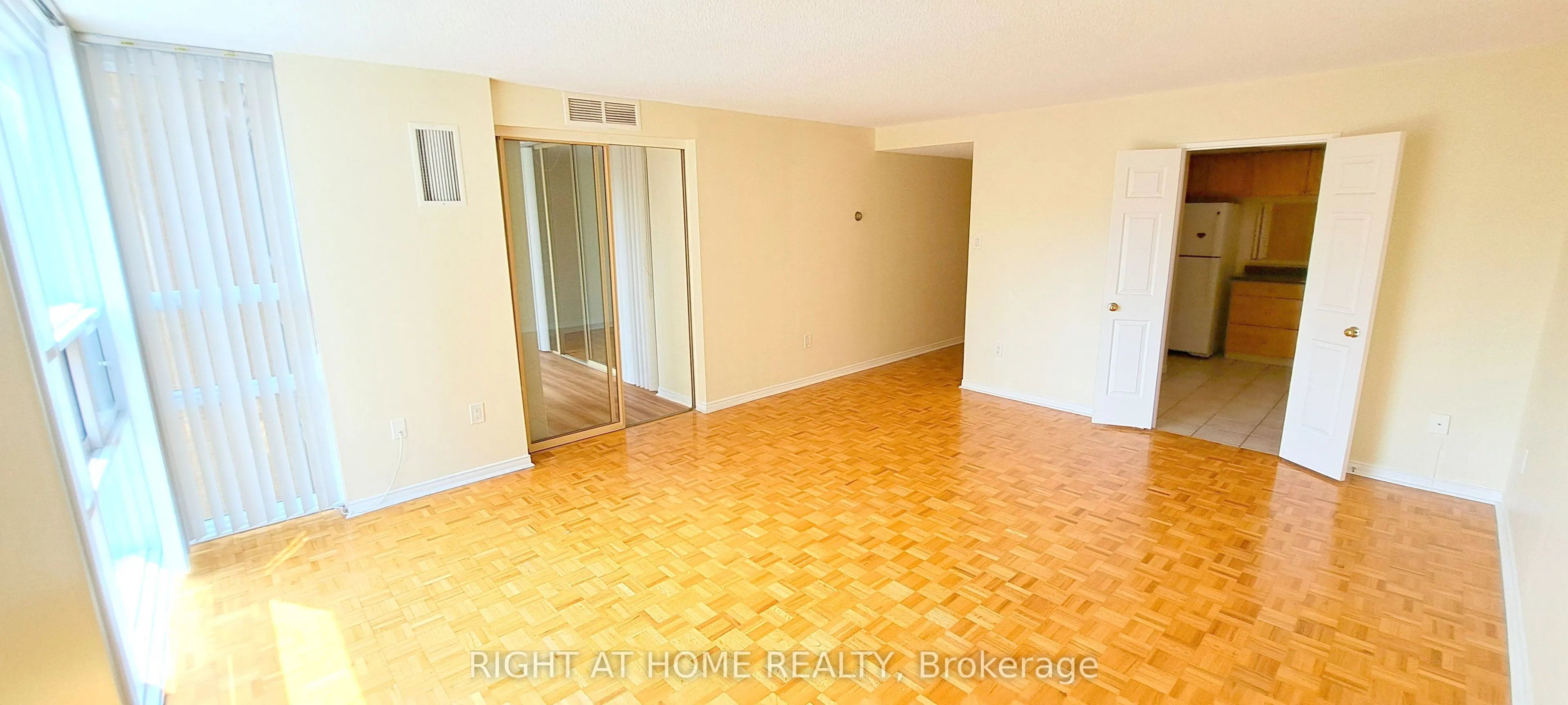 131 Beecroft Road, #1607