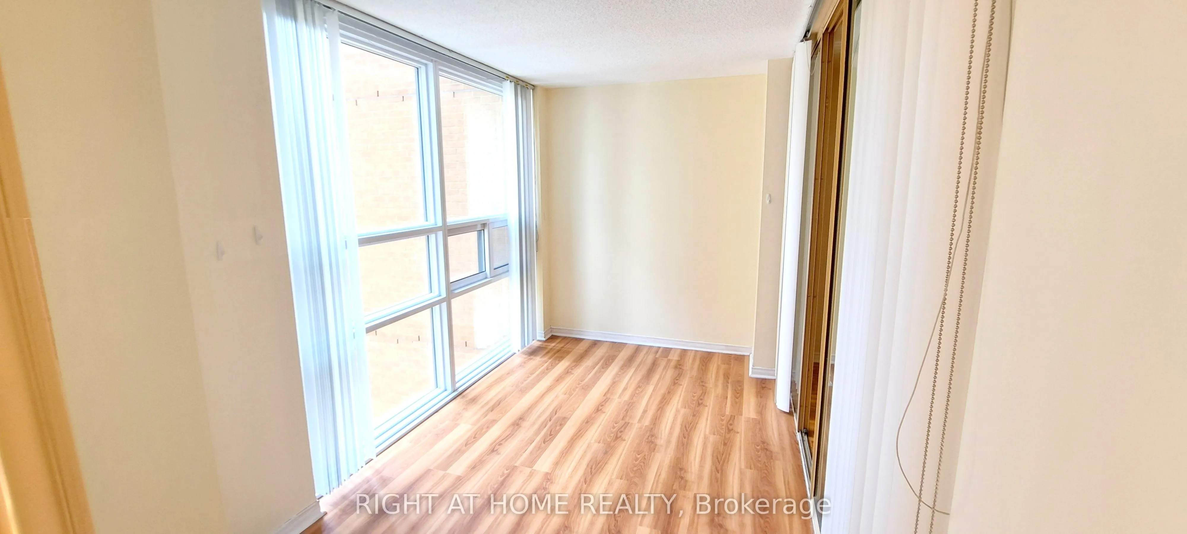 131 Beecroft Road, #1607