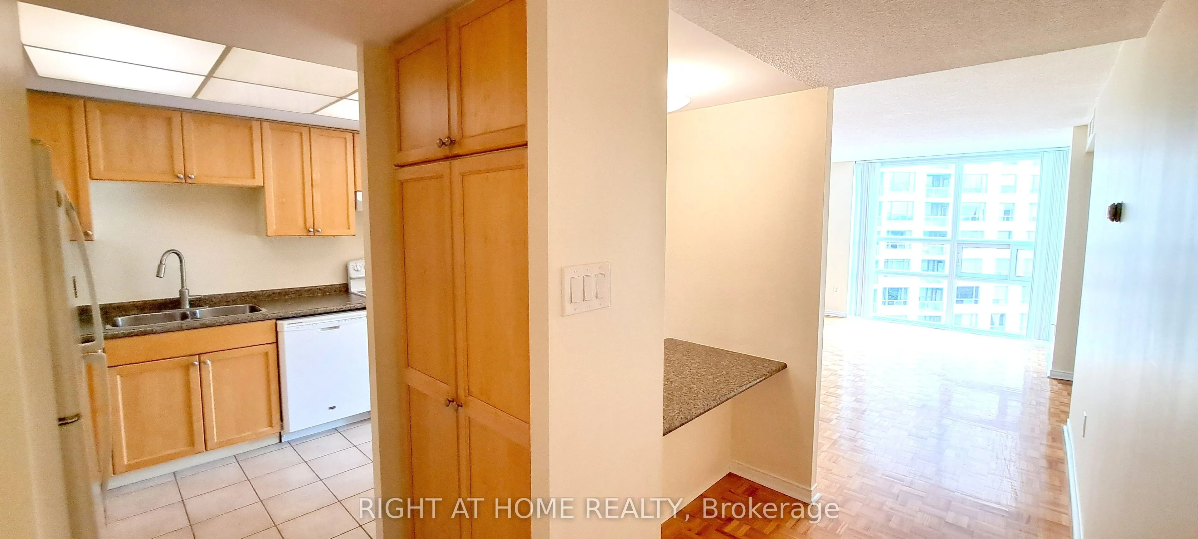 131 Beecroft Road, #1607