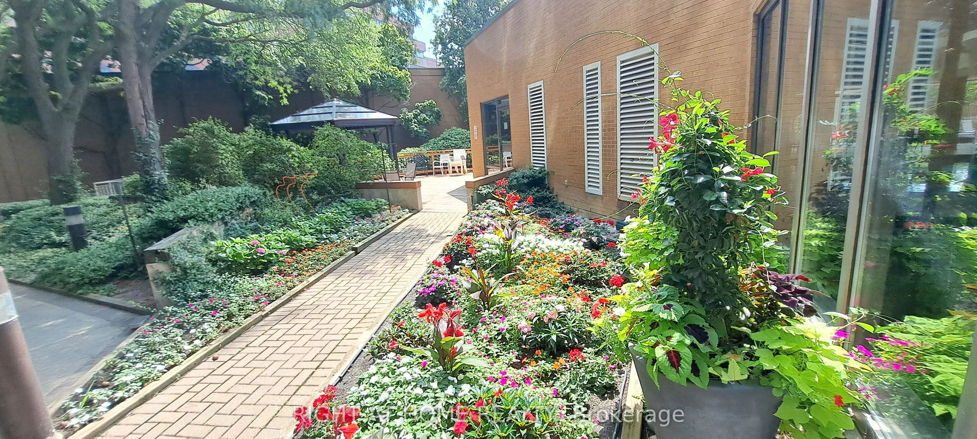 131 Beecroft Road, #1607